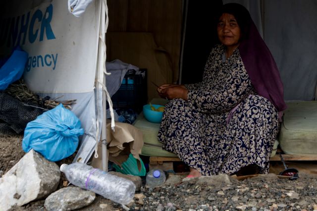 Τις ΜΚΟ «βλέπει» πίσω από τα επεισόδια στη Λέσβο ο Μηταράκης