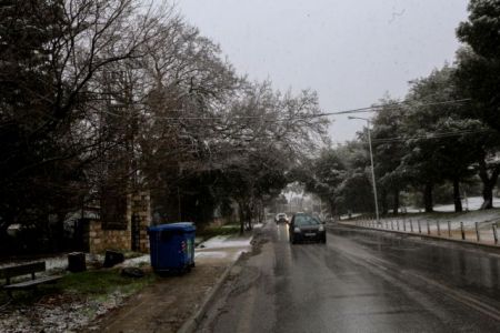 Καιρός: Βροχές, χιονοπτώσεις και χαμηλές θερμοκρασίες