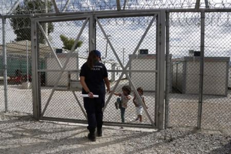 Επιτάσσονται εκτάσεις και ακίνητα για κλειστές δομές προσφύγων σε Λέσβο, Χίο, Σάμο, Λέρο και Κω