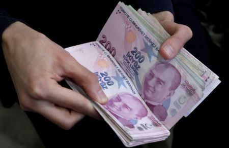 Τουρκική λίρα: Ανακάμπτει το νόμισμα, αγώνας δρόμου για στήριξή του