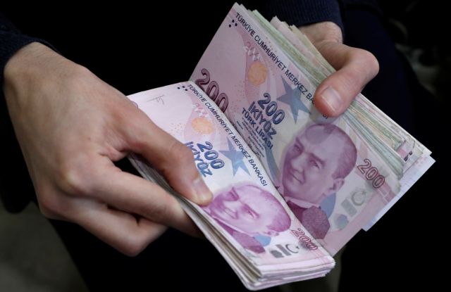 Τουρκική λίρα: Ανακάμπτει το νόμισμα, αγώνας δρόμου για στήριξή του