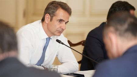 Editorial: Raise wages!