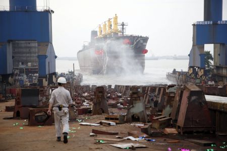 «Μοντέλο Σύρου» για τα Ναυπηγεία Ελευσίνας προωθεί η κυβέρνηση