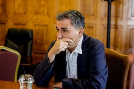 Τσακαλώτος: Η κυβέρνηση ανοίγει το δρόμο για εκτεταμένους πλειστηριασμούς