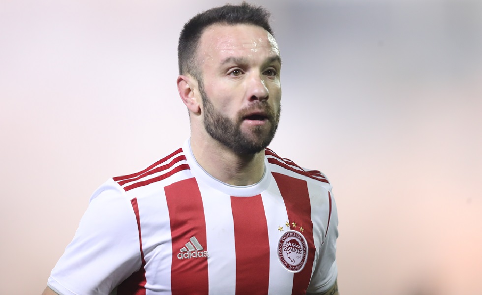 Βαλμπουενά: «Μακάρι να συνεχίσω στον Ολυμπιακό!»