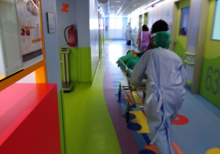 Κορωνοϊός: Άσκηση προσομοίωσης και ετοιμότητας σε δύο παιδιατρικά νοσοκομεία