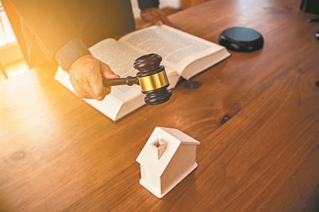 Πώς σώζεται η πρώτη κατοικία – Στη Βουλή ο νέος πτωχευτικός κώδικας