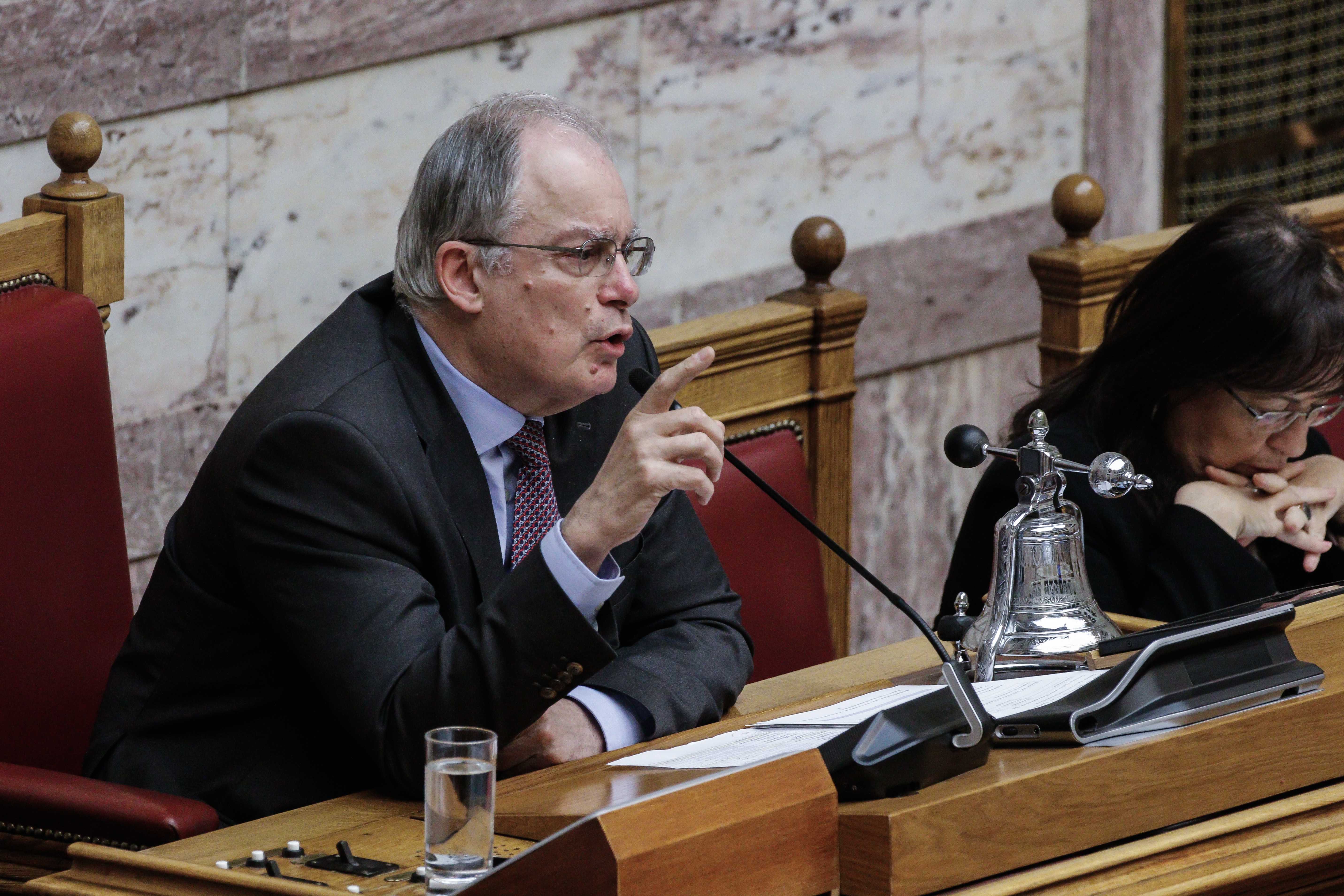 Τασούλας: Δεν είμαι αχθοφόρος του Βαρουφάκη