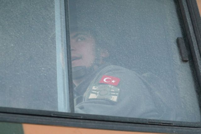 Τουρκία: Αποσύρει δυνάμεις από τα σύνορα του Έβρου – Τις στέλνει στην Ιντλίμπ