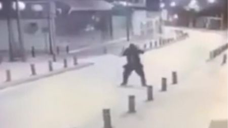 Βίντεο ντοκουμέντο από την επίθεση με πυροβολισμούς στην Αγία Νάπα