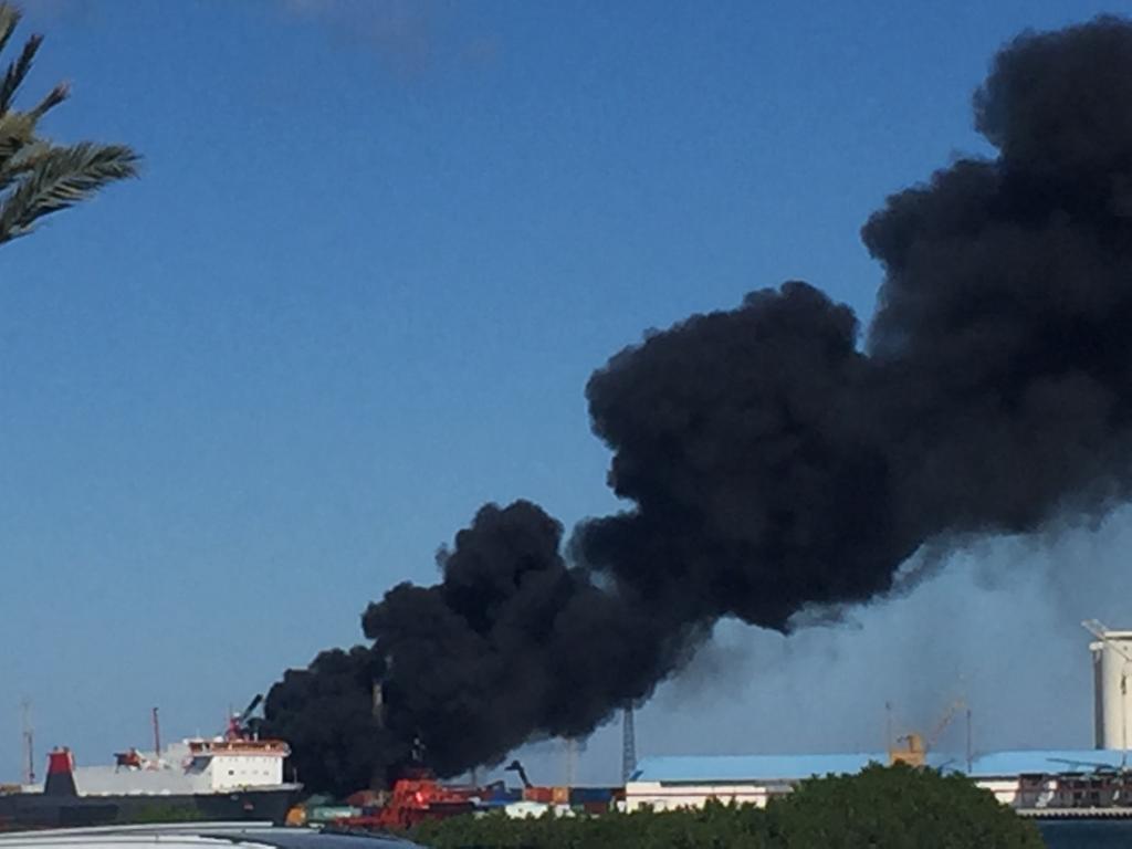 Επίθεση Χαφτάρ κατά τουρκικού πλοίου στο λιμάνι της Τρίπολης