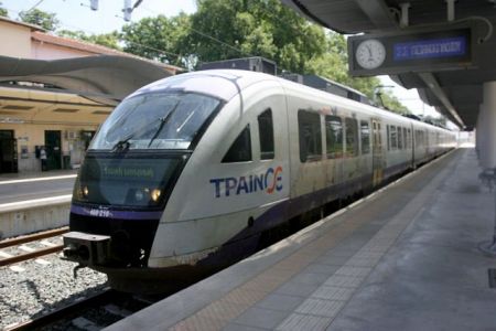 Κατάληψη στον σιδηροδρομικό σταθμό του Ρέντη – Τι υποστηρίζει η ΤΡΑΙΝΟΣΕ