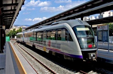 ΤΡΑΙΝΟΣΕ: Βολές κατά του ΟΣΕ για το σημερινό «μπλόκο» σε τρένα και Προαστιακό