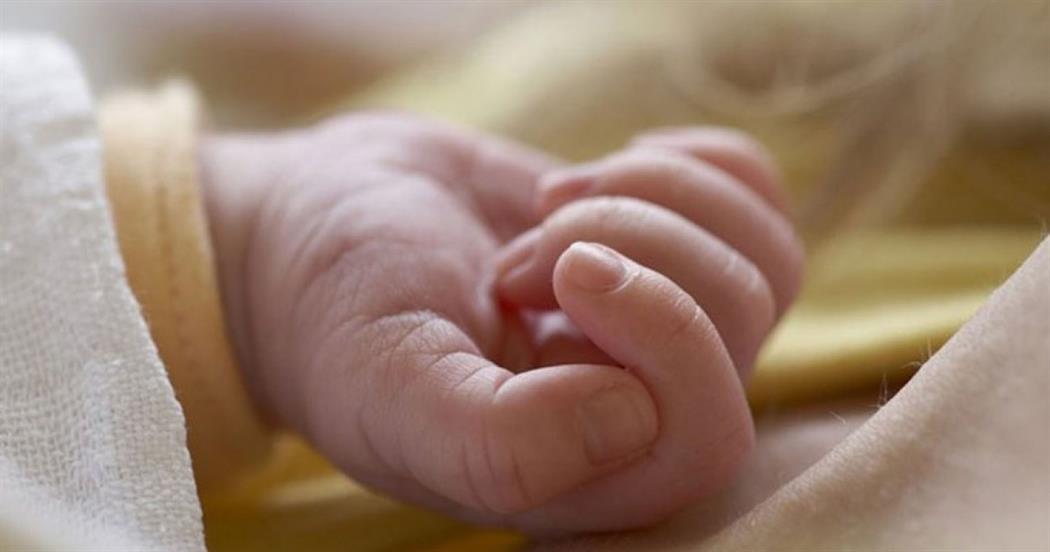 Βιαστικό το πόρισμα για τον θάνατο του 11 μηνών βρέφους, λέει ο ιατροδικαστής