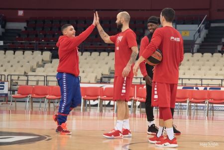 Ολυμπιακός: Ο Κωνσταντίνος συνάντησε τα ινδάλματά του