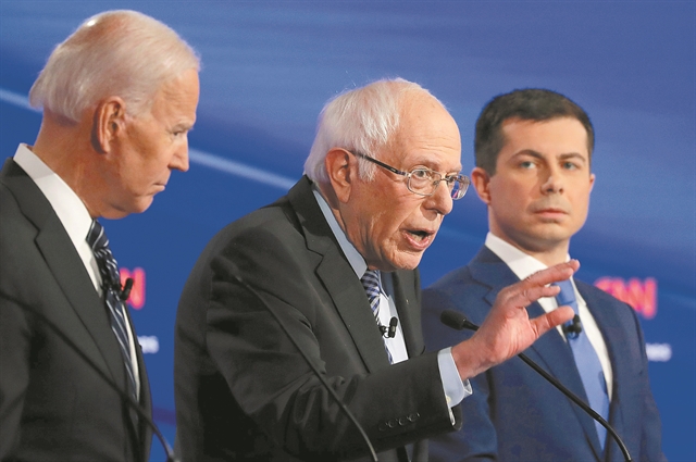 «Θολό τοπίο» στην κούρσα των Δημοκρατικών