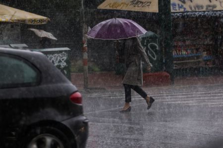 Καιρός: Βροχές και καταιγίδες σήμερα, Παρασκευή