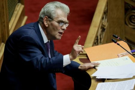 Παπαγγελόπουλος: Όσοι με κατηγορούν είναι είτε υποκινούμενοι, είτε βγάζουν προσωπική πικρία