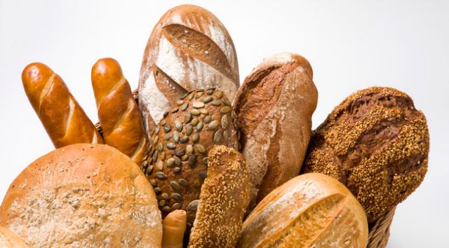 Γιατί να βγάλετε το λευκό ψωμί από τη διατροφή σας
