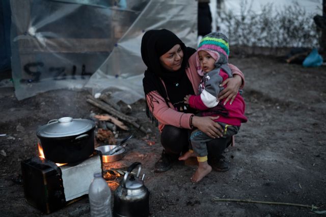 Μόρια : O Χριστός ξανασταυρώνεται