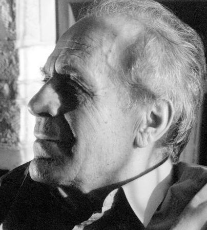 Πέθανε σε ηλικία 96 ετών ο ποιητής Γιάννης Δάλλας