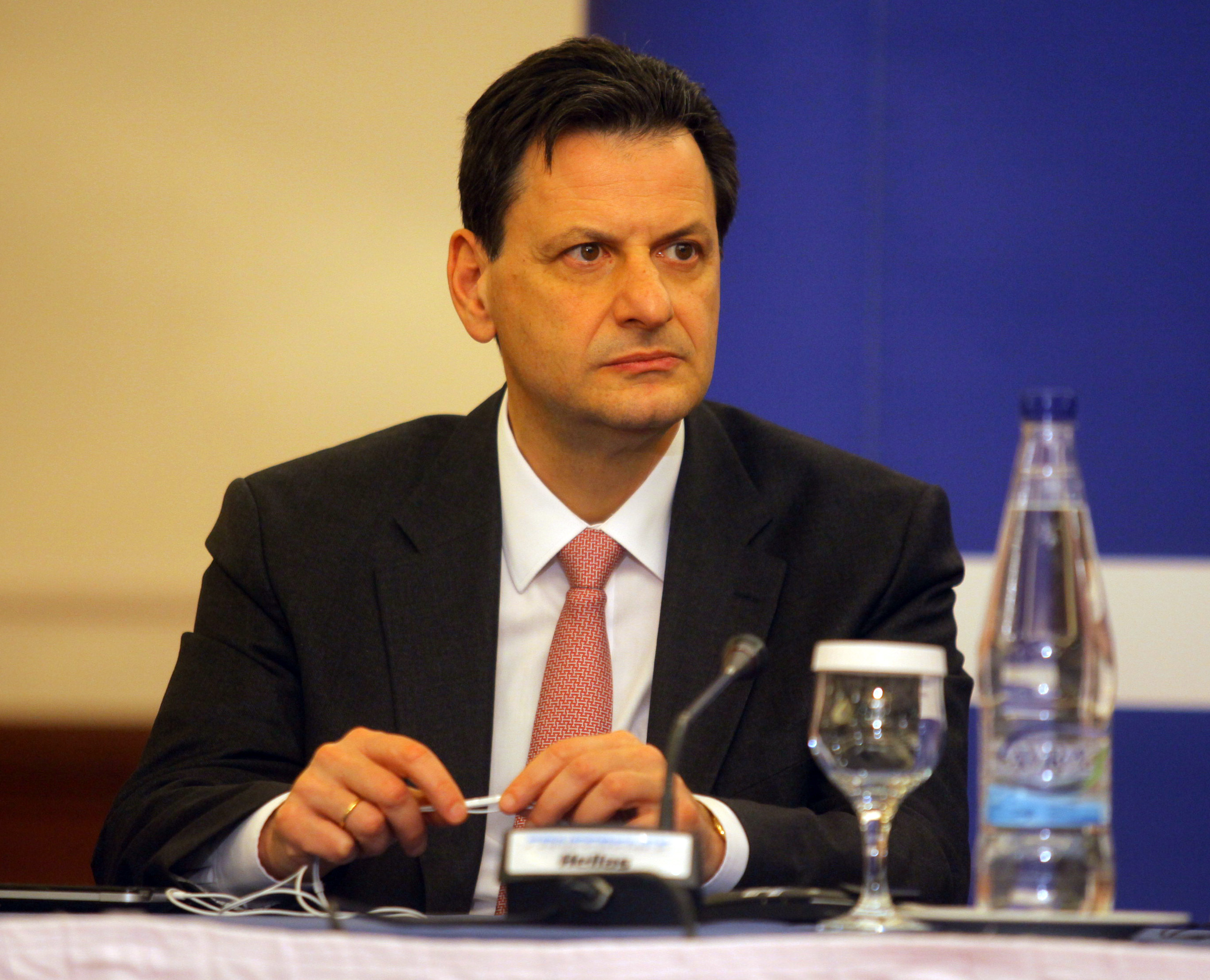 Σκυλακάκης στο MEGA: Περιμένουμε το κόστος που θα φέρει ο κοροναϊός