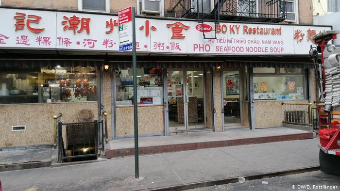 Κορωνοϊός: Ερημώνει η Chinatown της Νέας Υόρκης