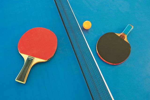 Ερευνα: Το πινγκ-πονγκ βελτιώνει τα συμπτώματα του πάρκινσον