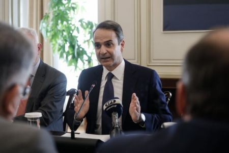 Μητσοτάκης: Άνανδροι όσοι επιτέθηκαν στα ΜΑΤ