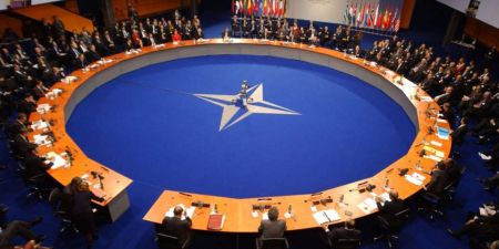 Ελληνικό βέτο σε δήλωση στήριξης του ΝΑΤΟ προς την Τουρκία