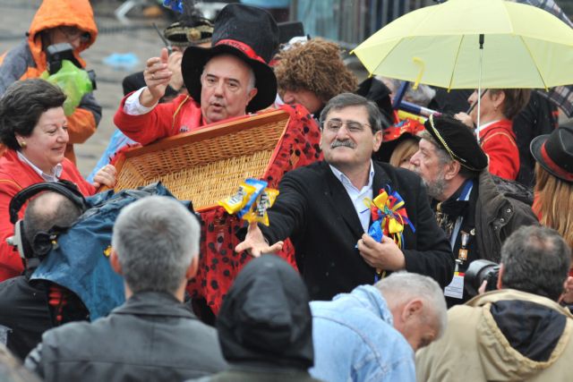 Πελετίδης στο MEGA: Αποζημιώσεις για τις επιχειρήσεις που θα πληγούν