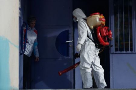 Κορωνοϊός: Σε απομόνωση τα δύο από τα τέσσερα κρούσματα στην Ελλάδα