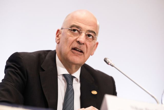 Δένδιας: Ζητά την έκτακτη σύγκληση του Συμβουλίου Υπουργών Εξωτερικών για το προσφυγικό