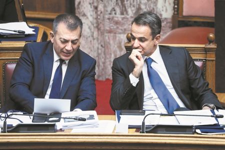 Ποιοι κερδίζουν από το «λίφτινγκ» στον νόμο Κατρούγκαλου