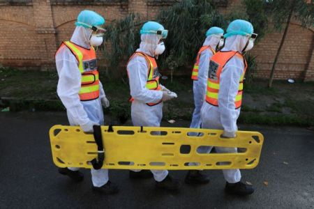 Κορωνοϊός: Πάνω από 3.000 νεκροί – Μείωση θυμάτων στην Κίνα, αύξηση στον υπόλοιπο πλανήτη