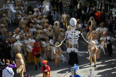 Υπουργείο Υγείας: Σε κίνδυνο οι ευπαθείς ομάδες από την μη τήρηση των προληπτικών μέτρων για τον κορωνοϊό