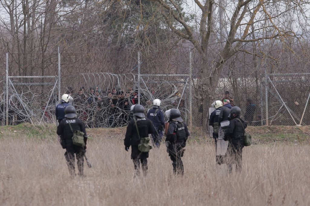 Αποκλειστικό MEGA: Πού θα δημιουργηθεί κέντρο κράτησης για τους πρόσφυγες που πέρασαν τον Έβρο