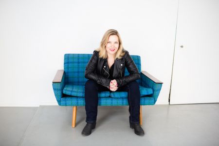 Mάρτα Μπρέεν: Γυναίκες στη μάχη