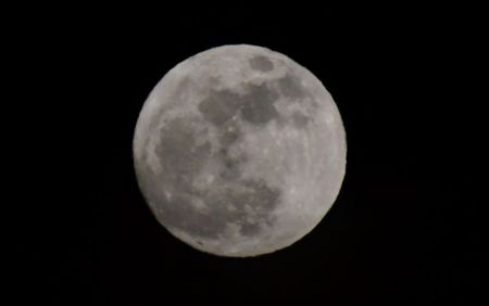 Υπερπανσέληνος «η πανσέληνος των σκουλικιών»: Πότε θα είναι ορατή