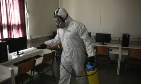 Greece hunkers down to limit spread of COVID-19