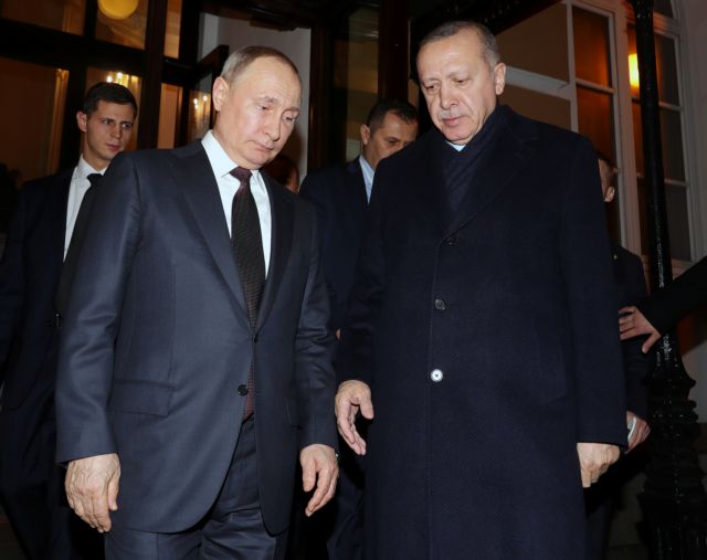 Πρόταση Ερντογάν σε Πούτιν να εκμεταλλευτούν από κοινού τα πετρέλαια στη Συρία