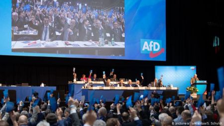 Υπό “παρακολούθηση” στελέχη της ακροδεξιάς AfD