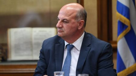 Τσιάρας στο MEGA: Οδυνηρές οι συνέπειες για όσους δεν υπακούν στις οδηγίες για τον κορωνοϊό