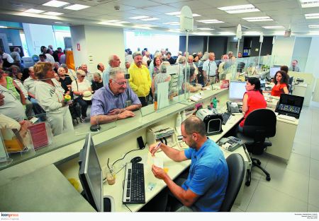 Σενάρια αναστολής των αποπληρωμών σε φόρους και δάνεια λόγω κορωνοϊού