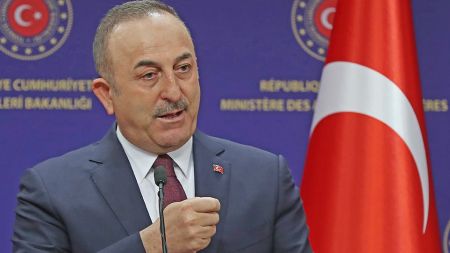 War of words between Ankara, Athens as Turkish provocations at Evros border continue