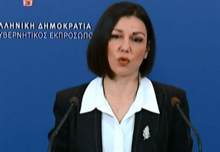 Κορωνοϊός: Έκτακτα μέτρα εξήγγειλε η κυβέρνηση – κλείνουν τα καταστήματα λιανεμπορίου