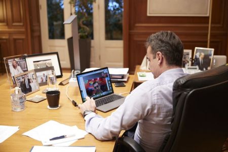 Βιντεοκλήση Μητσοτάκη-Τσίπρα για τον κορωνοϊό : «Μένουμε σπίτι»