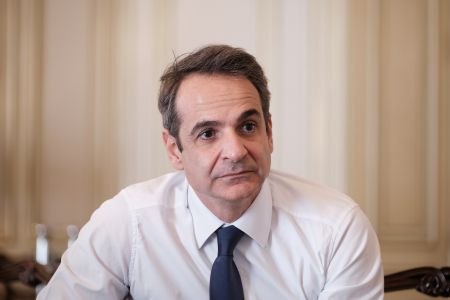 Ο Μητσοτάκης, τα μηνύματα και η Εκκλησία