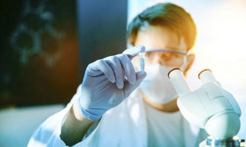 Κορωνοϊός: Το MEGA PAPERS φωτίζει την αλήθεια πίσω από τη θωράκιση των κρατικών δομών