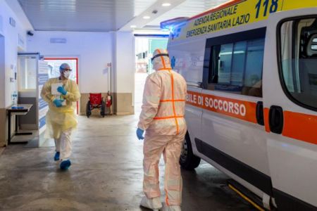 Ιταλία: 345 νεκροί το τελευταίο 24ωρο από τον κορωνοϊό